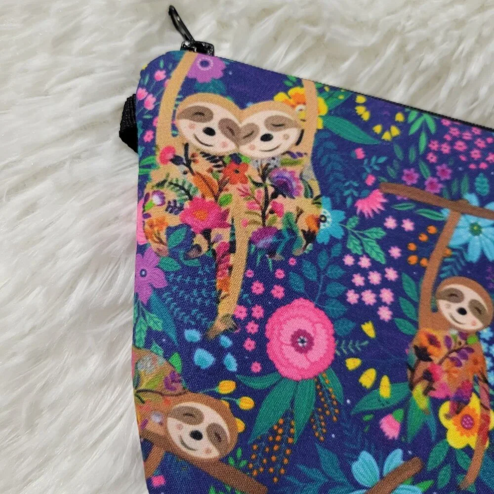 Sloth Design Zipper Pouch